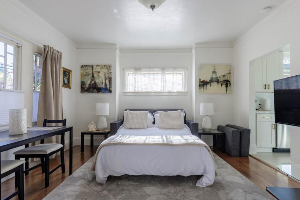 1 Berkeley - Entire Apartment - Private, Spacious Apartment in Berkeley
