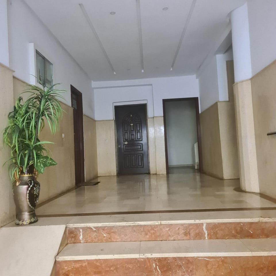 Private Room in Shared Apartment step by mosquée Hassan II Vacation rental in Casablanca