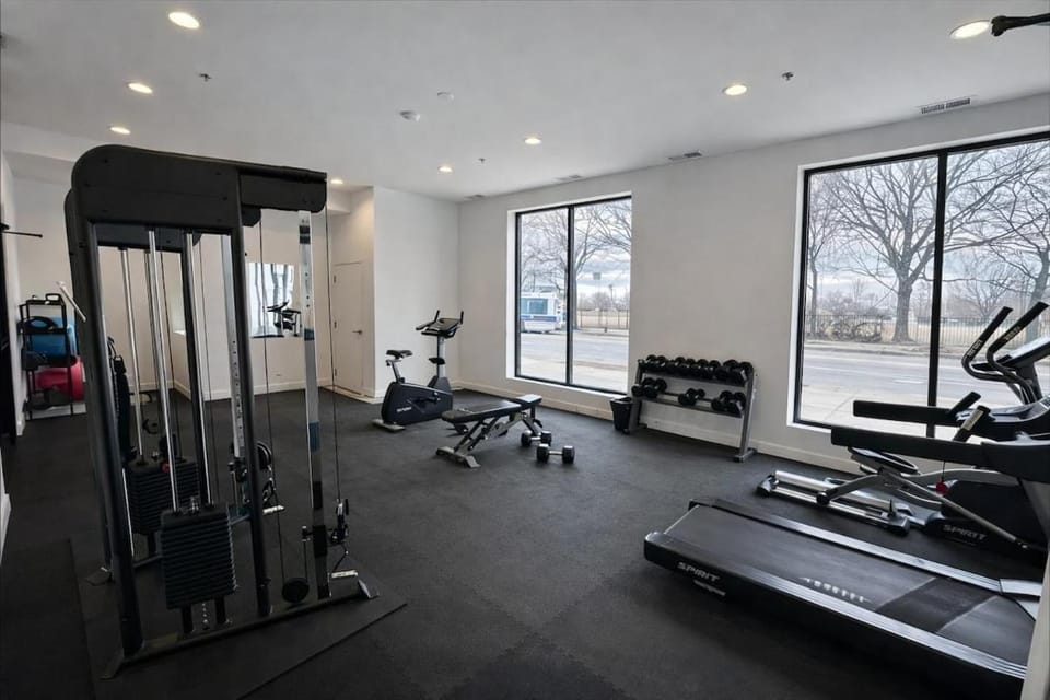 Modern 4BR South Loop Chicago Near McCormick Place and Soldier Field Apartment in South Loop