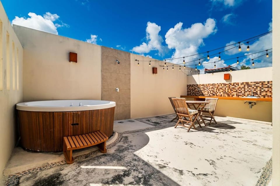 Modern Penthouse with Jacuzzi in Tulum, 2 Bedrooms Apartment in Tulum