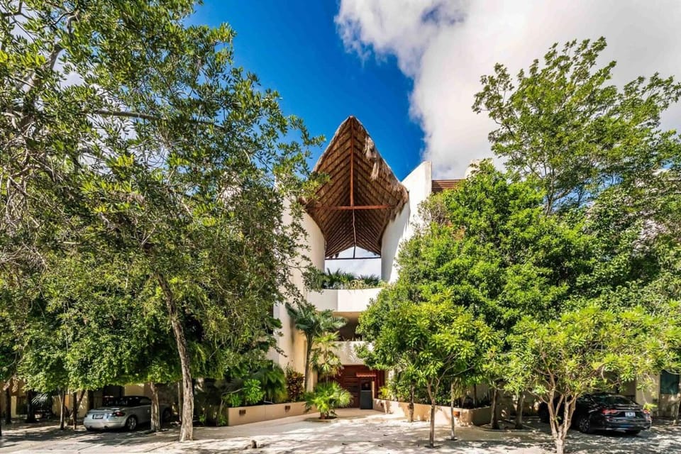 Modern Penthouse with Jacuzzi in Tulum, 2 Bedrooms Apartment in Tulum