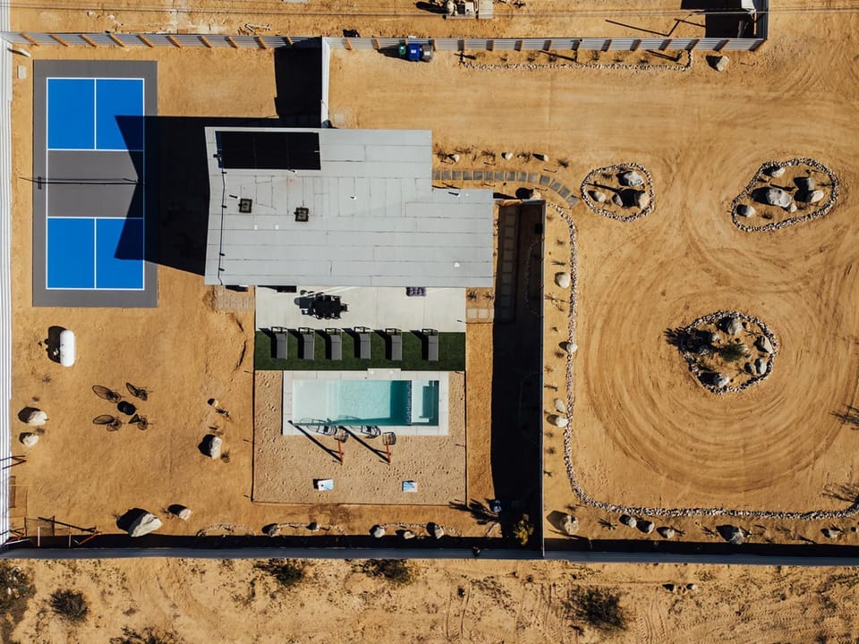 Bird's eye view, Swimming pool