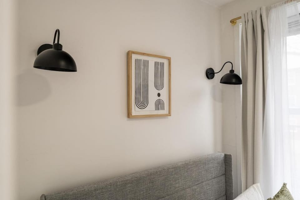 Stylish 3-Bedroom Retreat Minutes to NYC Apartment in Hoboken