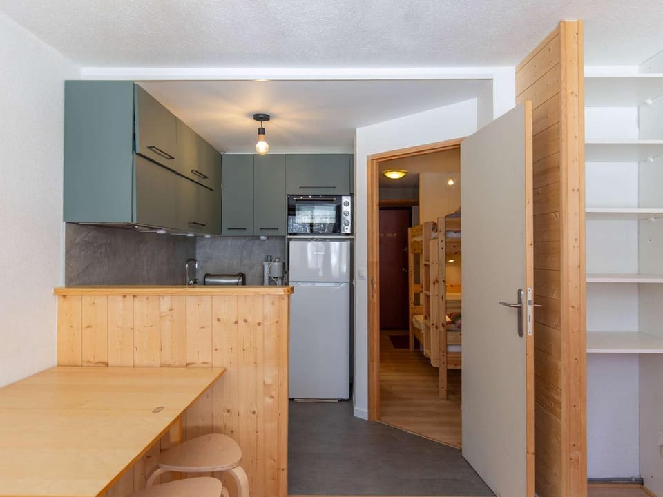 Studio confortable pour 4 pers à La Mongie, proche pistes - FR-1-404-363 Apartment in Aragon