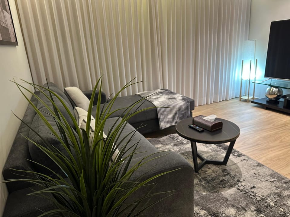 Cozy Modern Apartment Damac Abdali Apartment in Africa