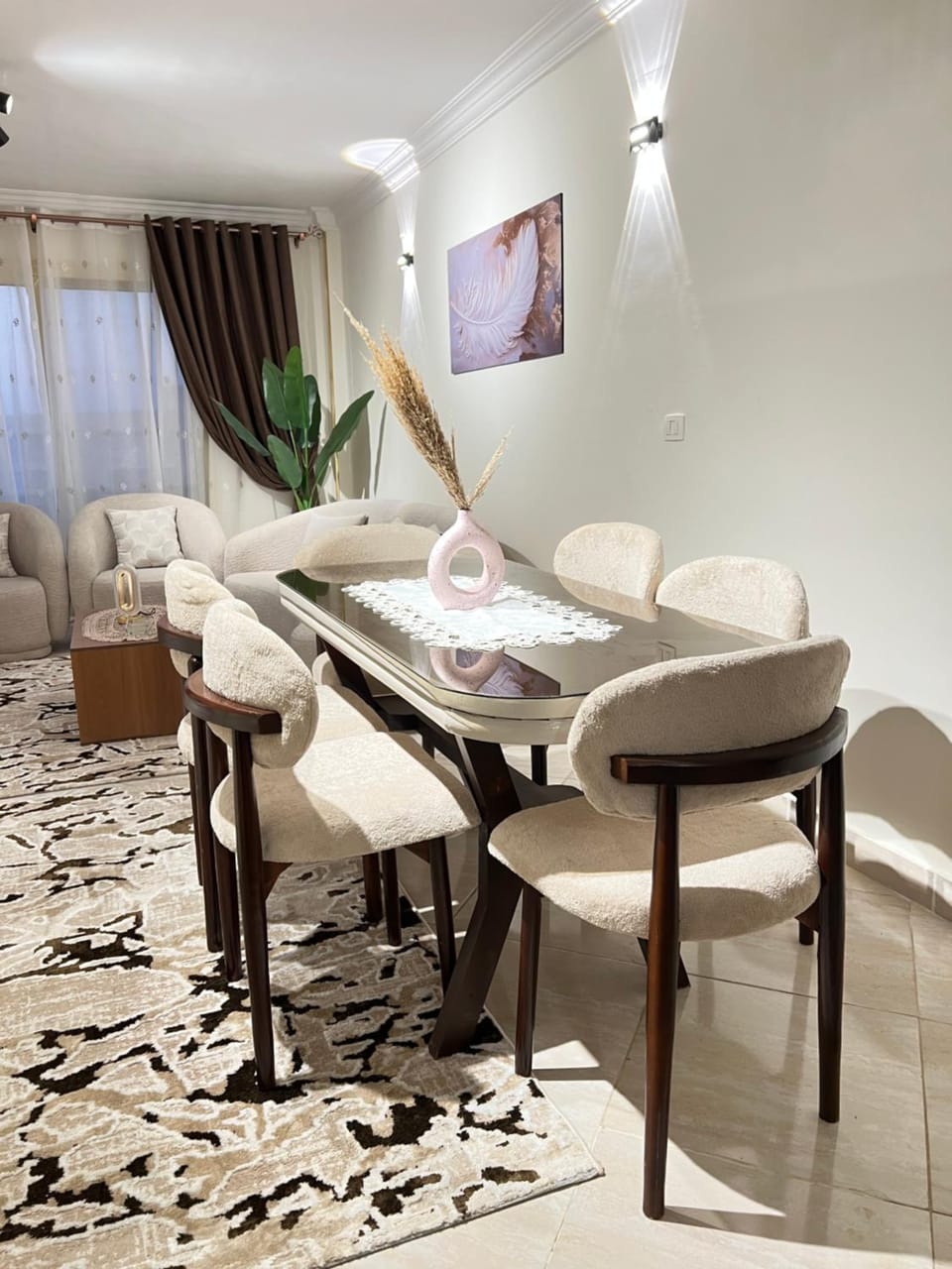 Charming 3BR Apt with amazing garden view & fast wifi Apartment in New Cairo City