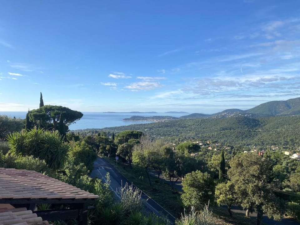 Nearby landmark, Natural landscape, Sea view