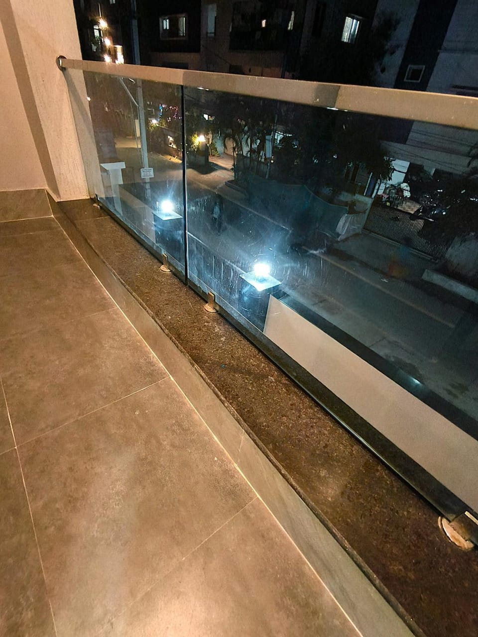 Ultra Modern 2BHK Flat in Kondapur Central with Parking 2S Apartment in Hyderabad