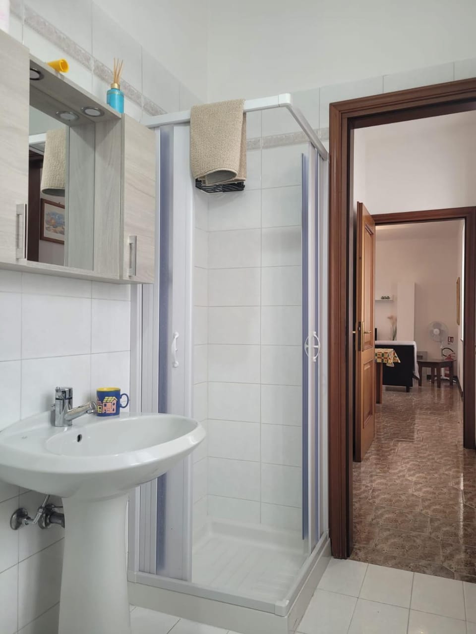 Shower, Bathroom