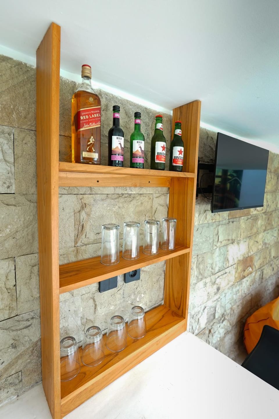 TV and multimedia, Drinks, minibar