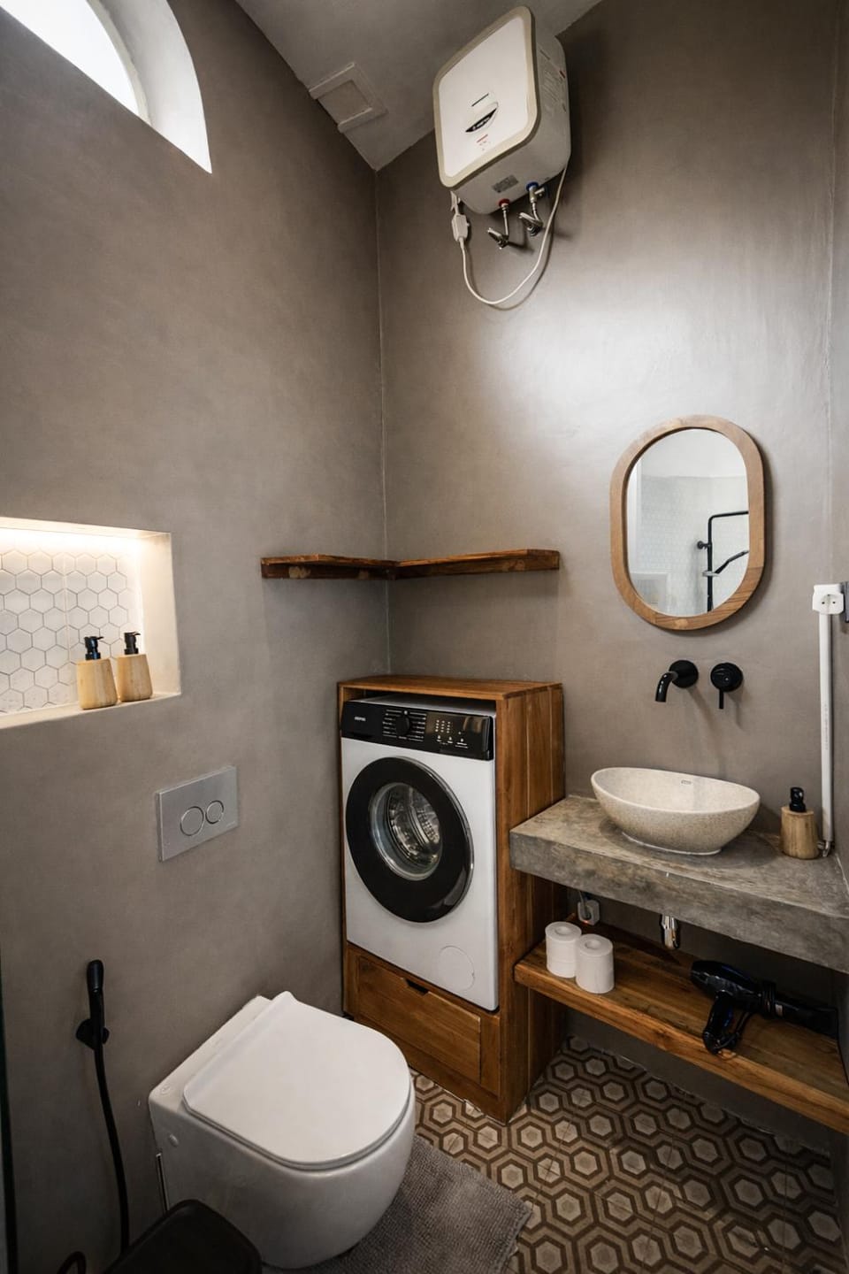 Toilet, Bathroom, washing machine