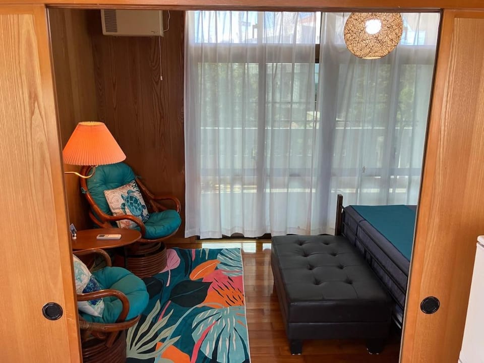 Sunkissed Divers Okinawa 1, Rooftop for 2 with Jacuzzi, Bbq and Sea View Apartment in Okinawa Prefecture