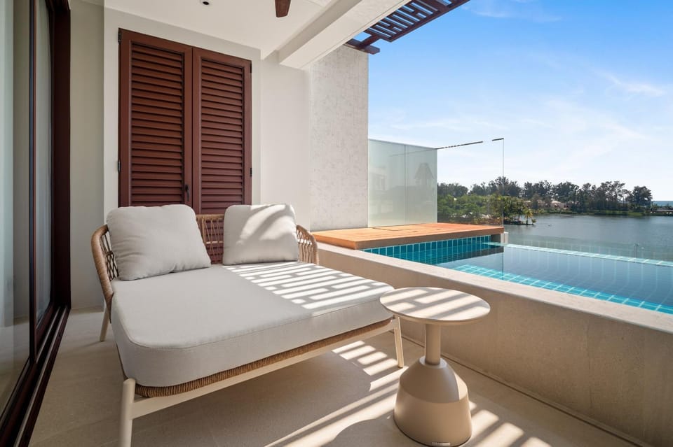 Patio, Balcony/Terrace, Seating area, Pool view, Swimming pool