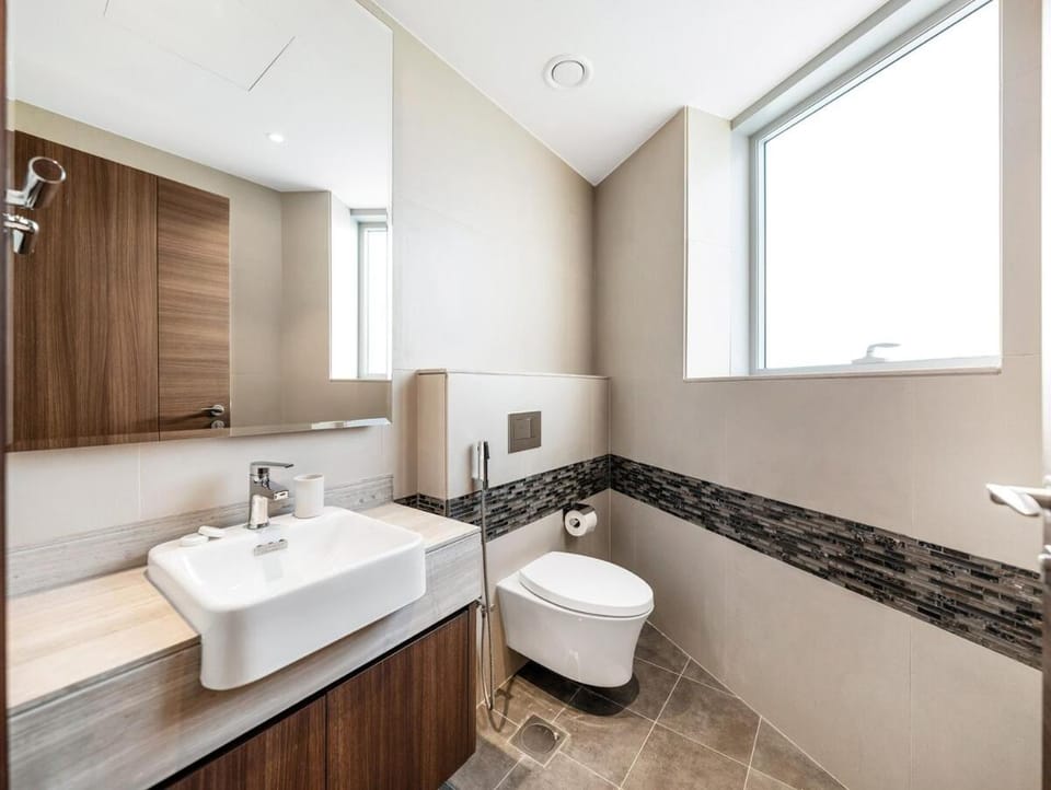 Luxurious 3-bedroom apartment downtown Apartment in Dubai