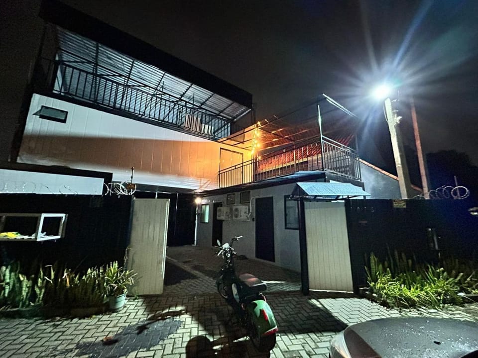 Property building, Night, Balcony/Terrace