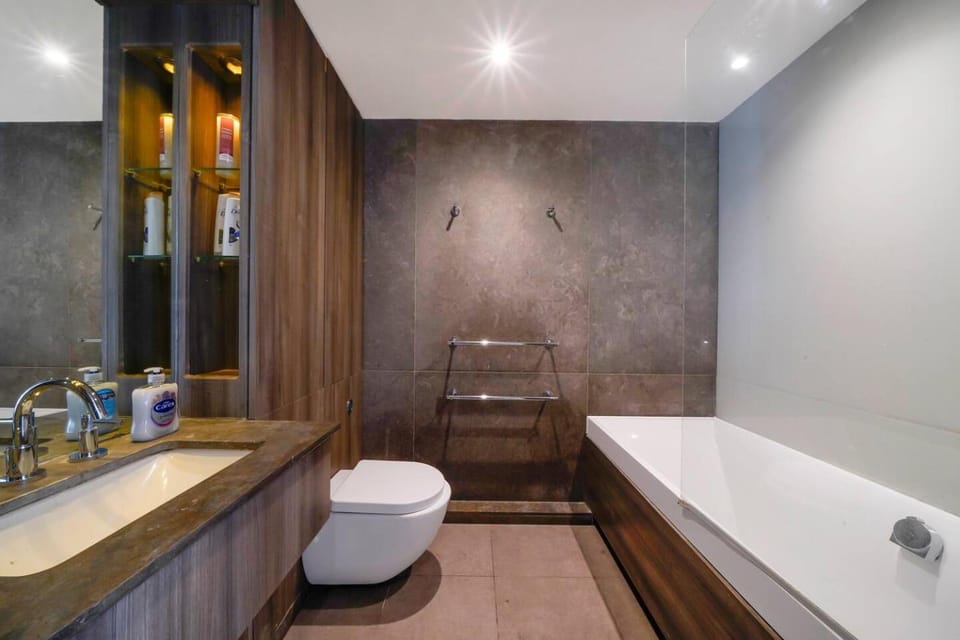 Bathroom, Bath