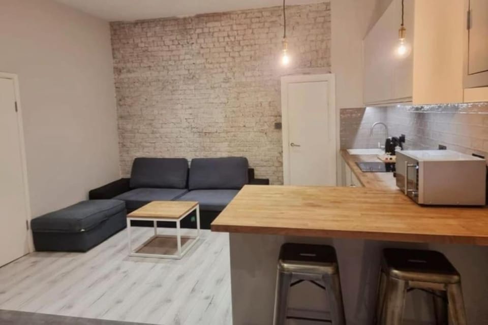 3 min walk to Notting Hill - Basement floor. Apartment in City of Westminster