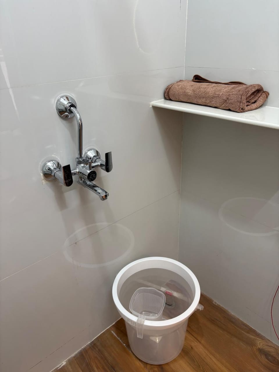 Toilet, Bathroom, towels, towels