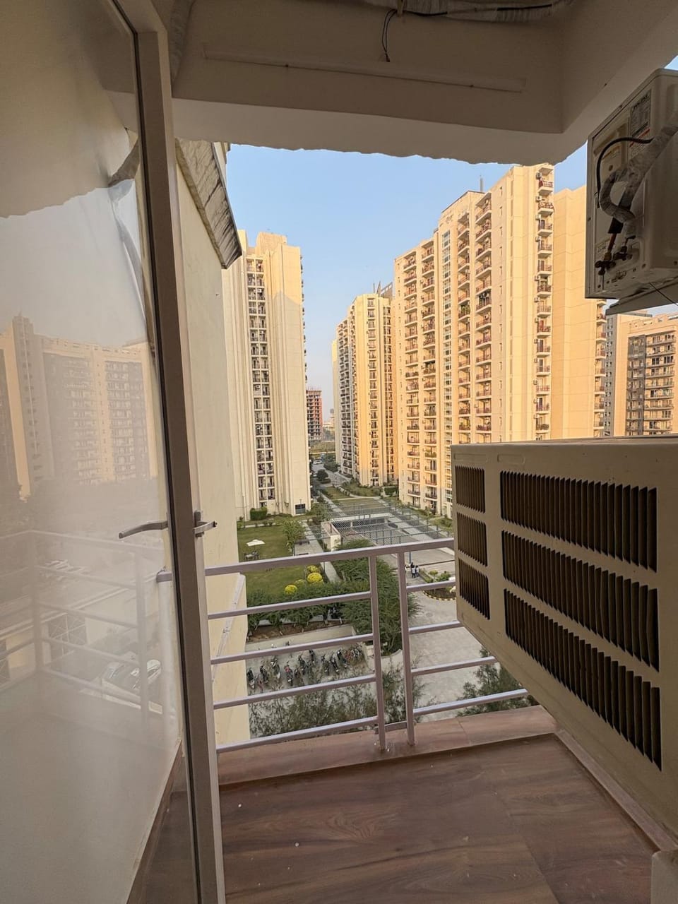 View (from property/room), Balcony/Terrace, City view