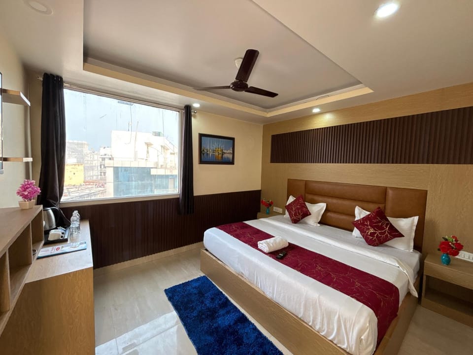 Bed, TV and multimedia, Photo of the whole room, Bedroom, air conditioner