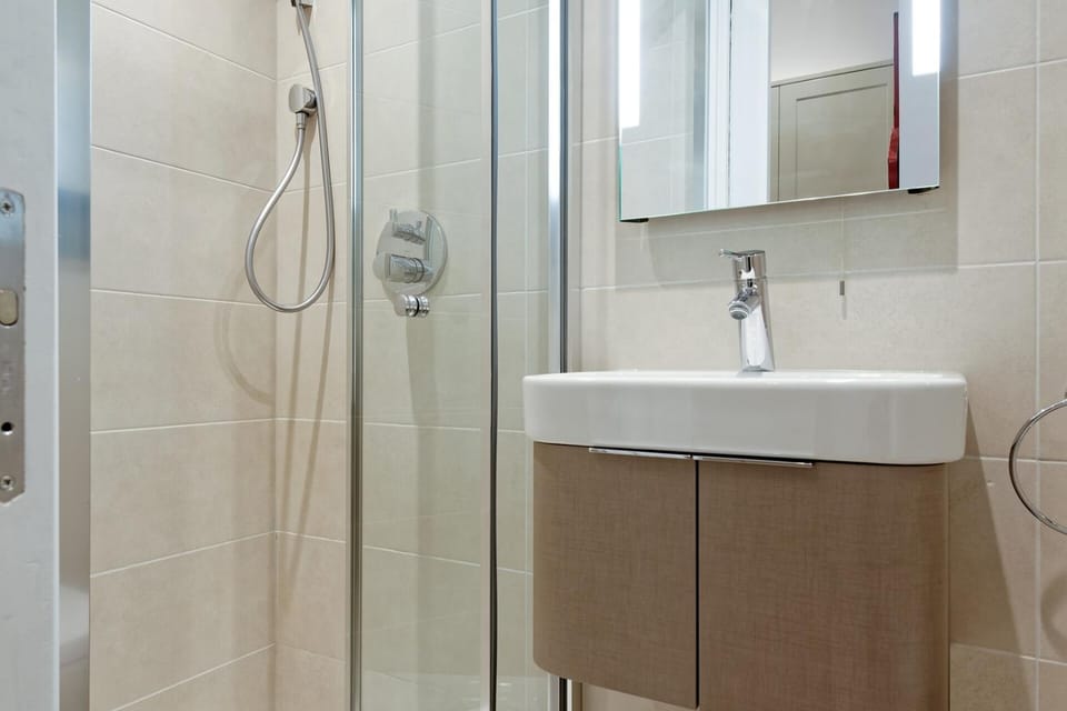 Quiet and comfortable studio- Notting Hill Gate. Apartment in City of Westminster