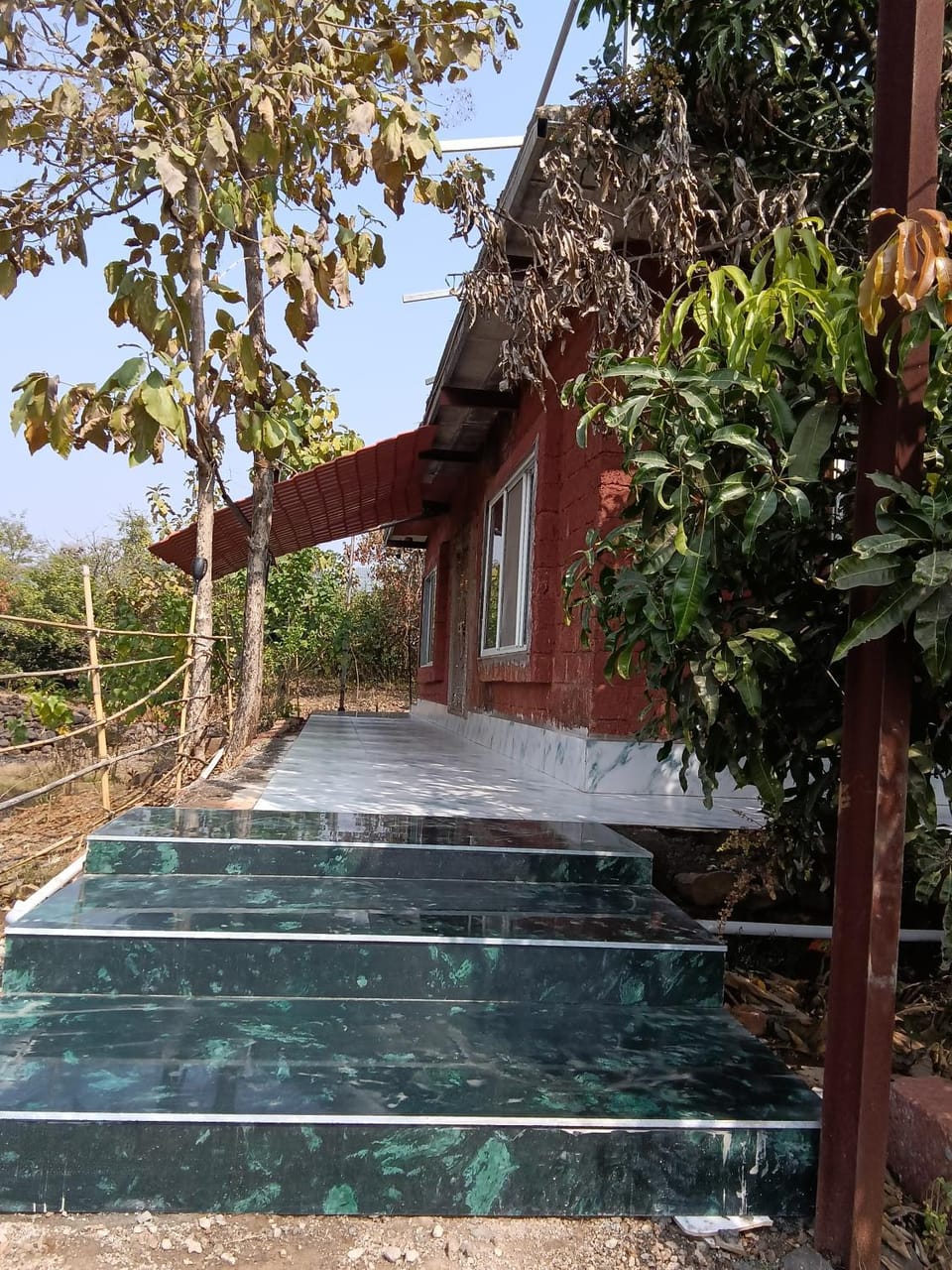 Hornbill, homestay a silent place, an entire bungalow to relax n enjoy Apartment in Maharashtra