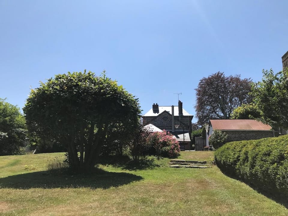 Day, Garden