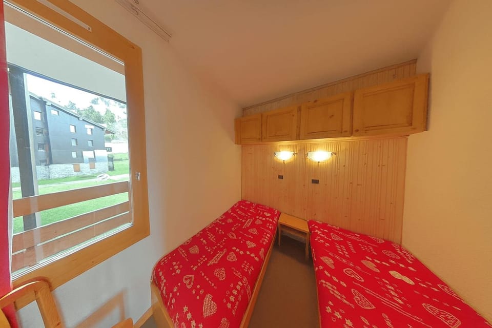 Cozy apartment near the ski slopes Apartment in Les Allues