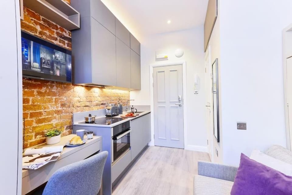 Nice and cosy studio 2 min to tube Notting Hill Apartment in City of Westminster