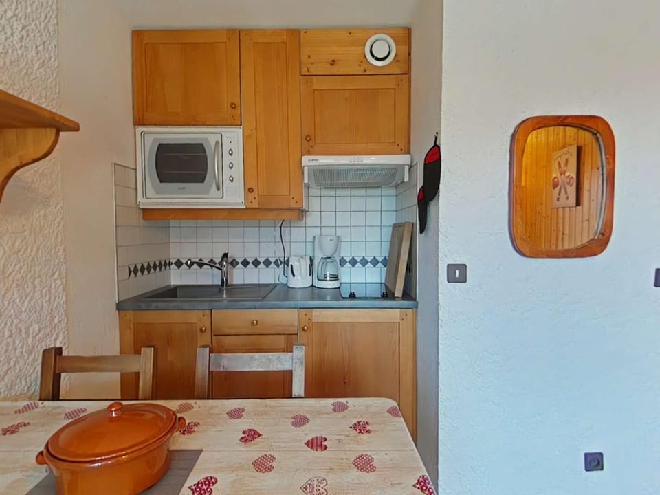 Studio cosy 4 pers. au Grand-Bornand, navette proche, parking, ménage inclus - FR-1-241-141 Apartment in Le Grand-Bornand