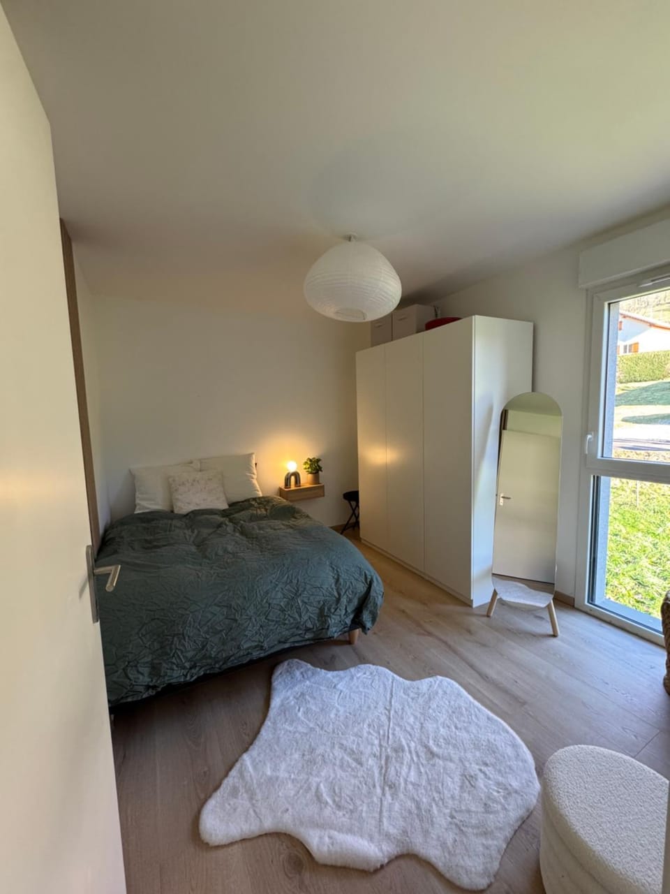 Bed, Photo of the whole room, Bedroom, wardrobe