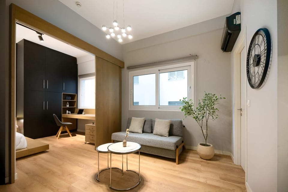 Living room, Photo of the whole room, Seating area