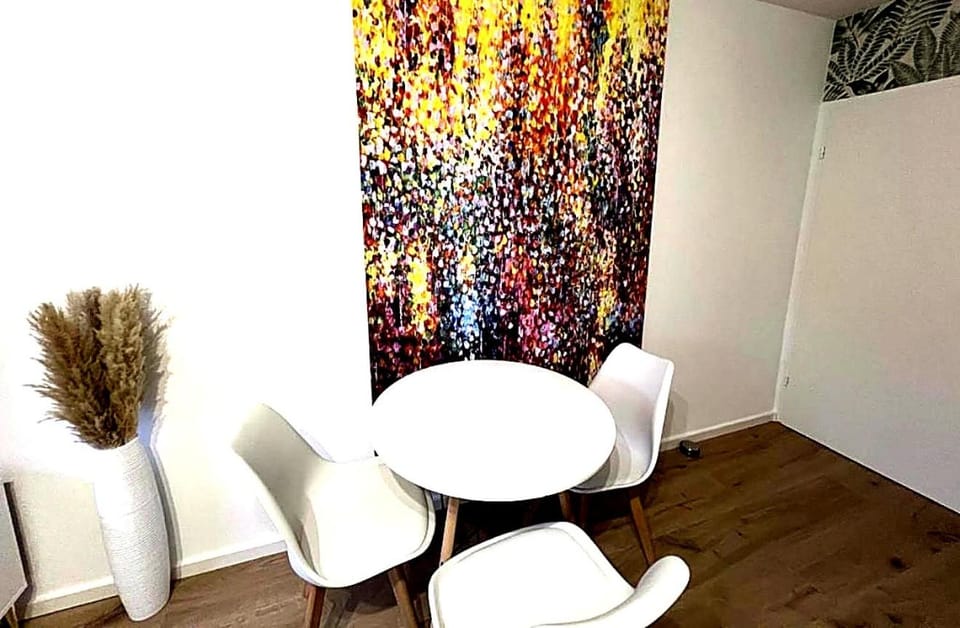 Bright Modern City Stay Apartment in Cologne