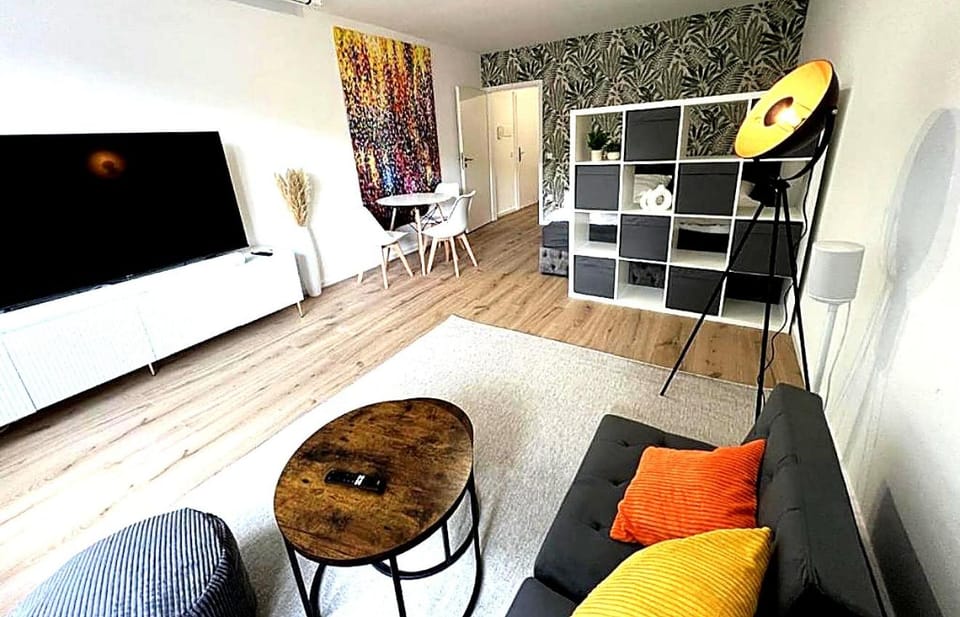 Bright Modern City Stay Apartment in Cologne