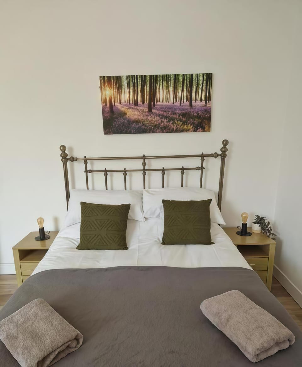 Bed, Bedroom