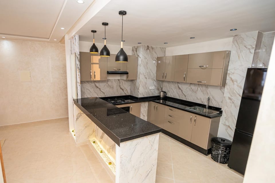 Kitchen or kitchenette, dishwasher