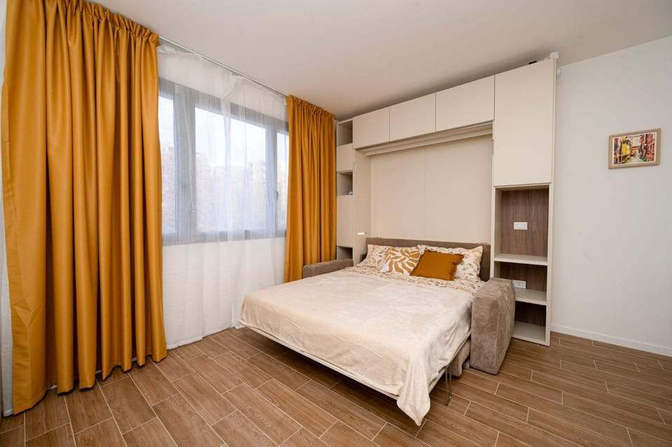 Bed, Photo of the whole room