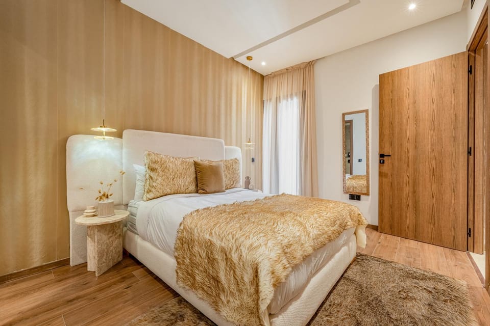 Le Lotus - Piscine intérieur et extérieur - Wifi - Fitness Apartment in Marrakesh