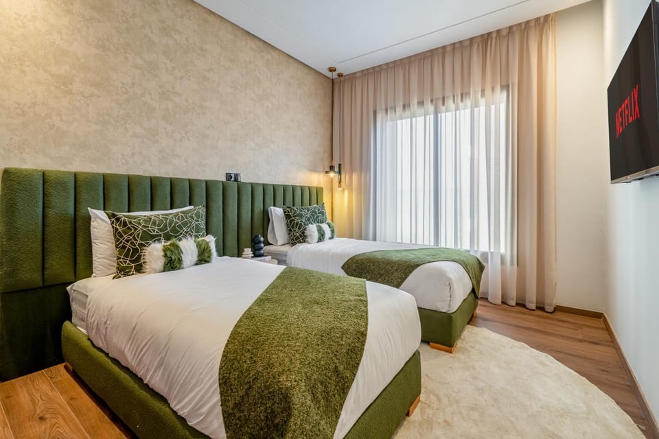 Le Lotus - Piscine intérieur et extérieur - Wifi - Fitness Apartment in Marrakesh