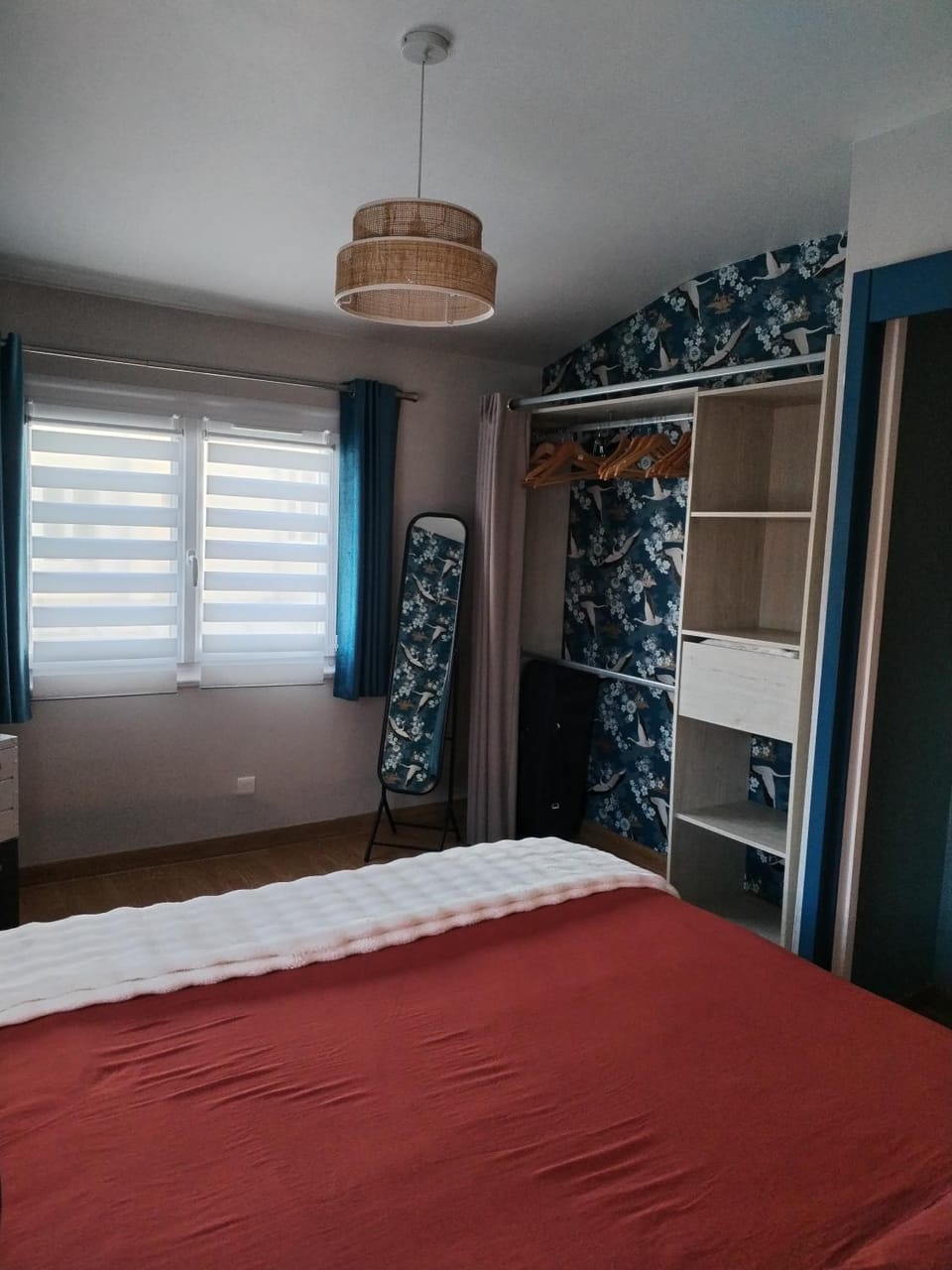 Bedroom, wardrobe