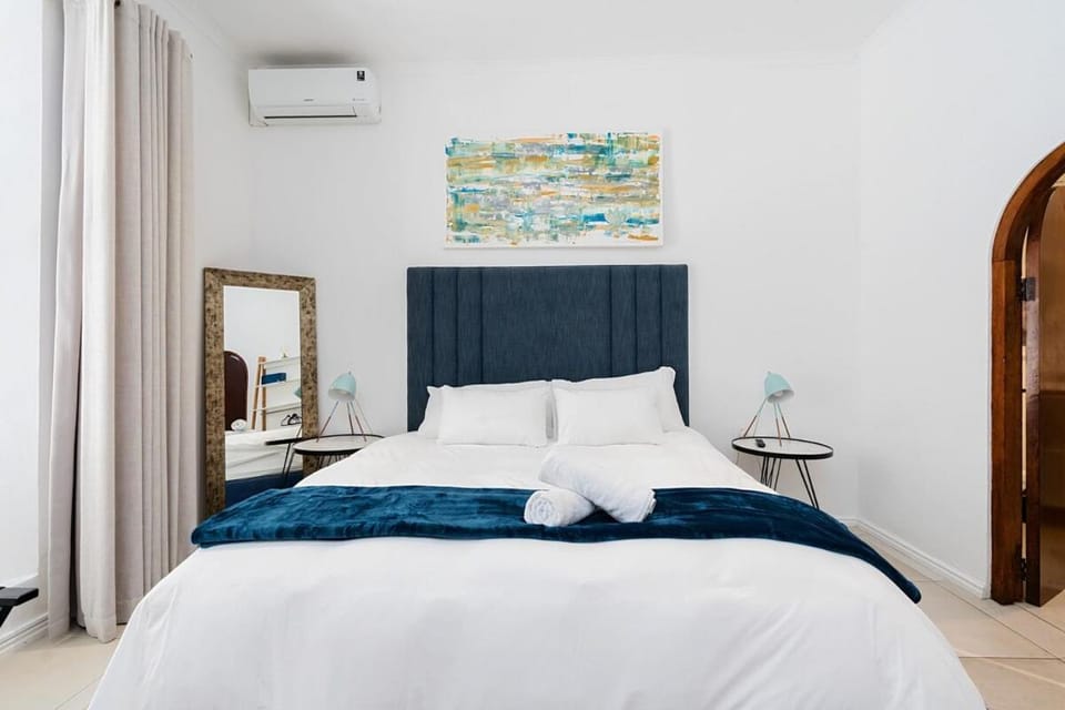 Napier - Serene 1-bed in Shared Guesthouse Apartment in Cape Town