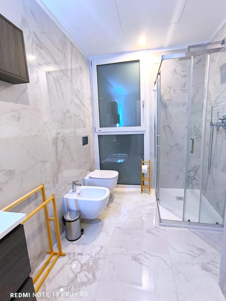 Shower, Toilet, Bathroom, bidet