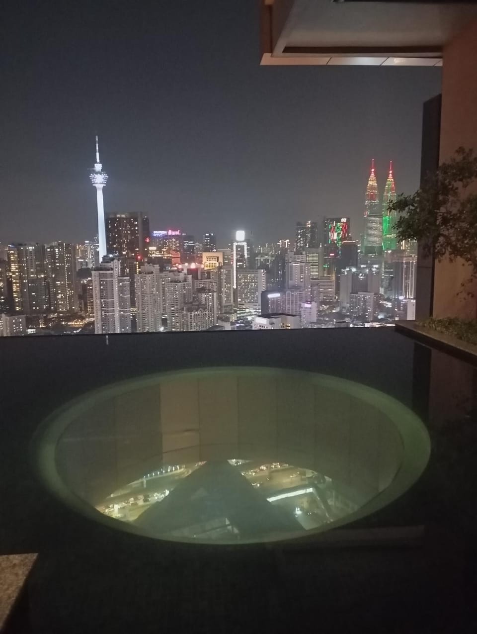 City view, Swimming pool