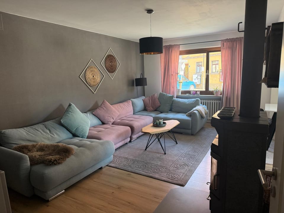 TV and multimedia, Living room, Seating area