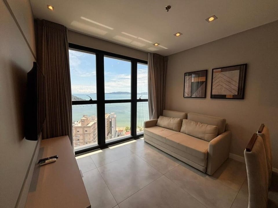 Vista Mar - Suíte, Cozinha Completa, Até 4 pessoas Apartment in Itapema