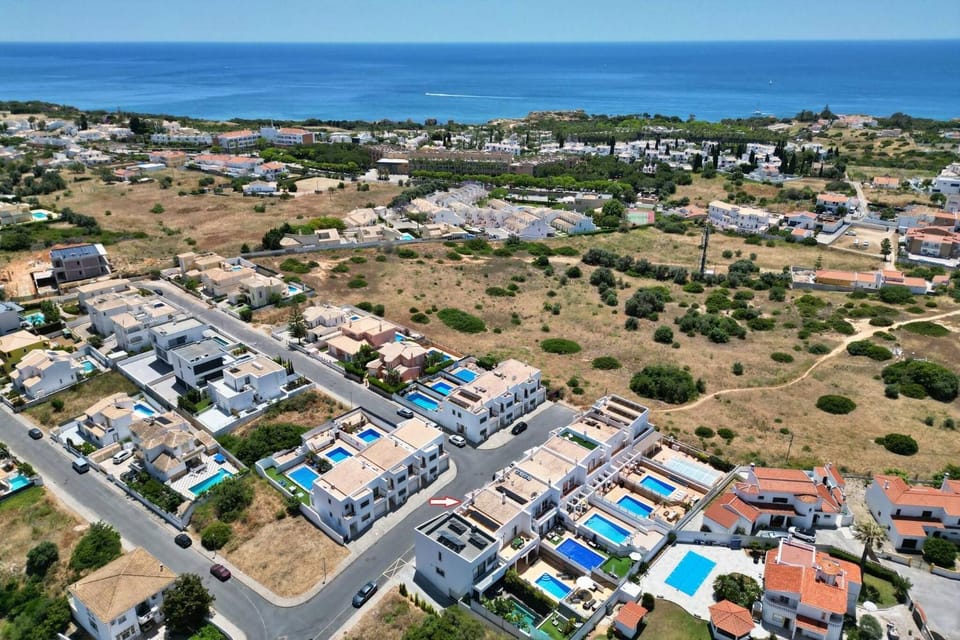 View (from property/room), Location