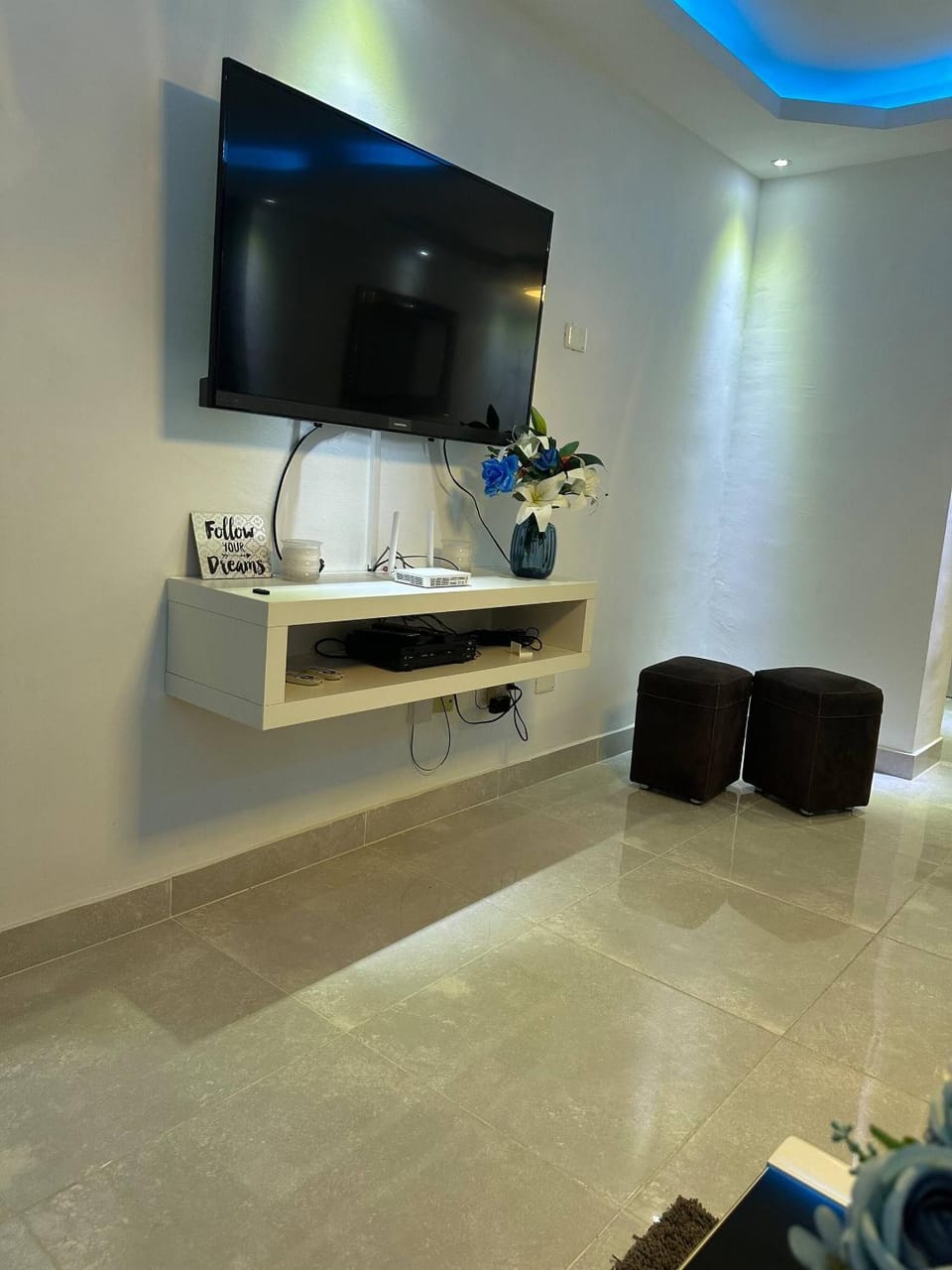 Communal lounge/ TV room, TV and multimedia