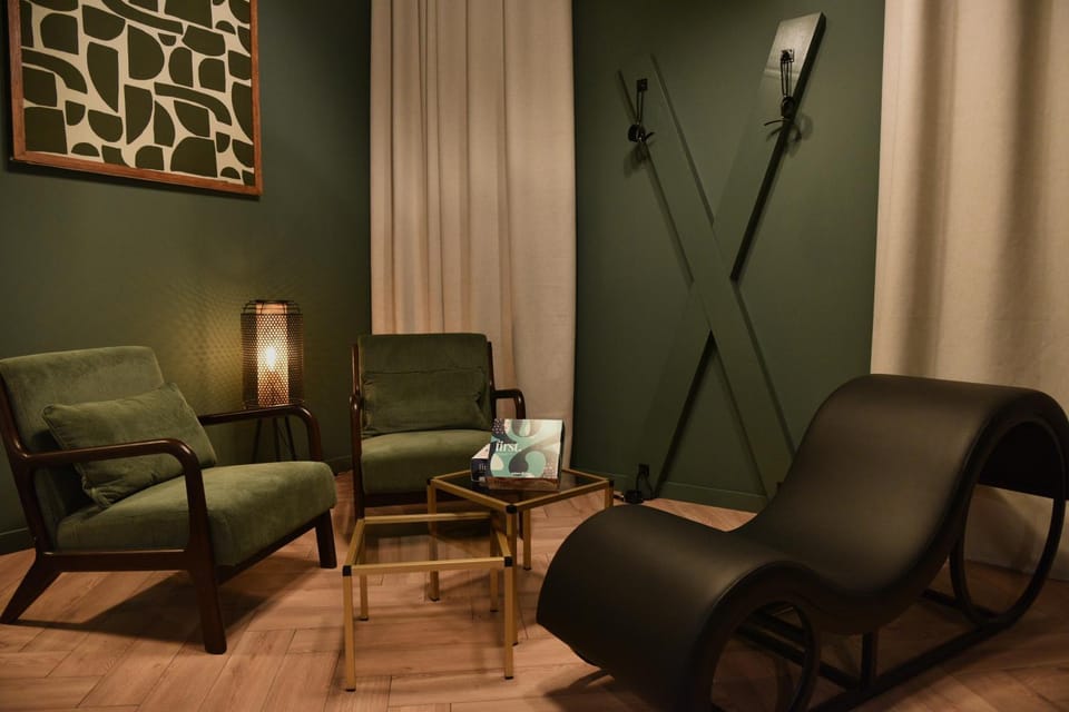 Living room, Bedroom