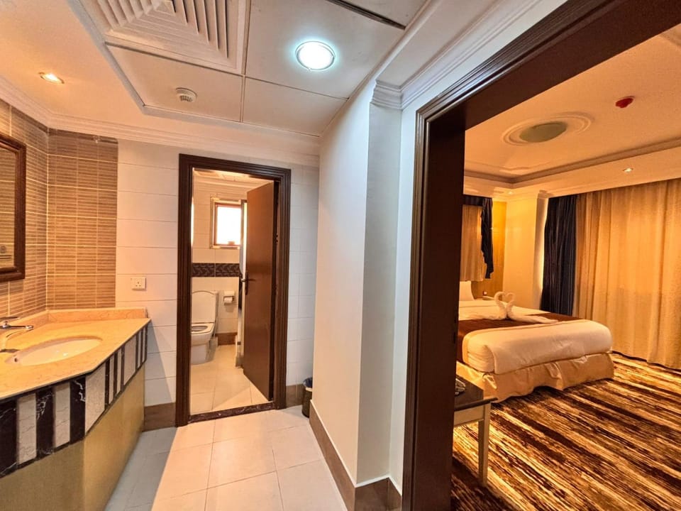 Bathroom, Bedroom