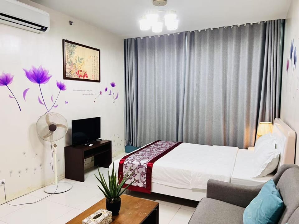 Easyworld One Uptown Residence BGC Apartment in Makati